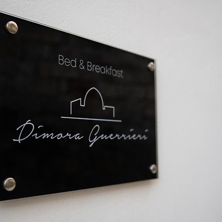 Camera Doppia Letti Singoli Senza Finestra Dimora Guerrieri Apartment Бриндизи Екстериор снимка